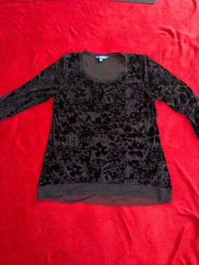 Simply Vera Vera Wang Black Scoop Neck Top